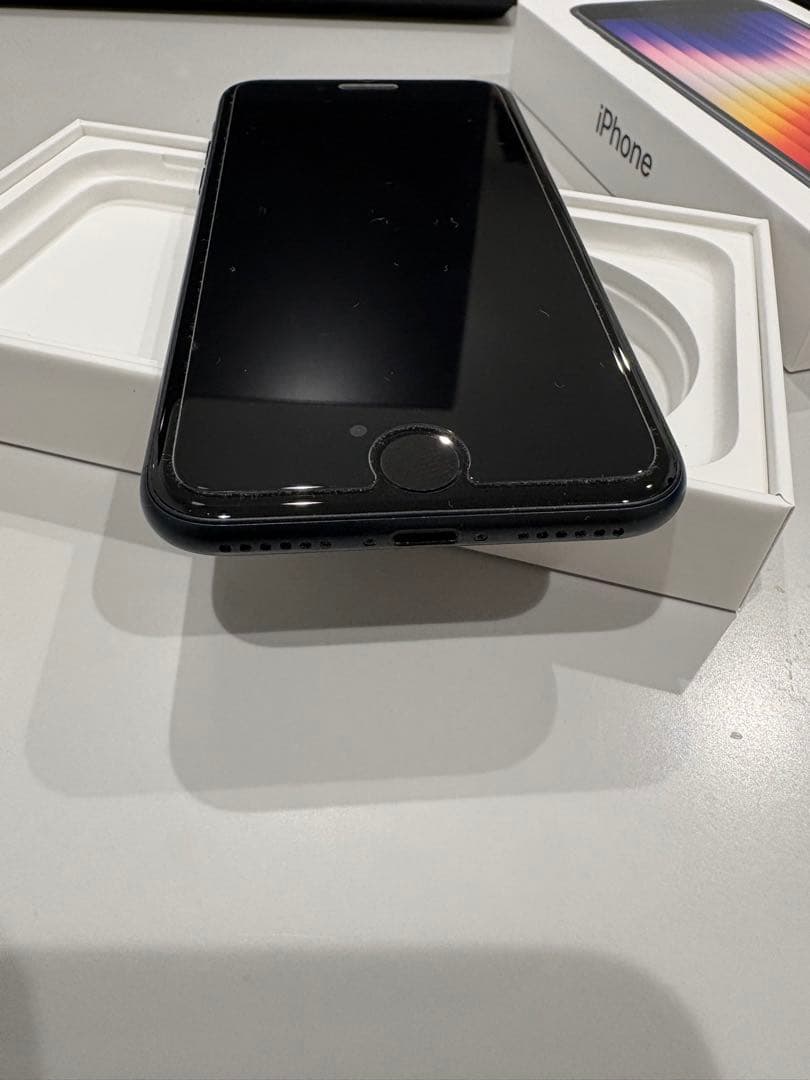 iPhone SE (第3世代) ブラック 箱付き