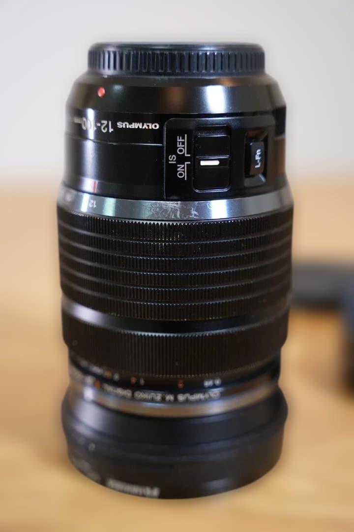 OLYMPUS 12-100mm F4 IS PRO レンズ