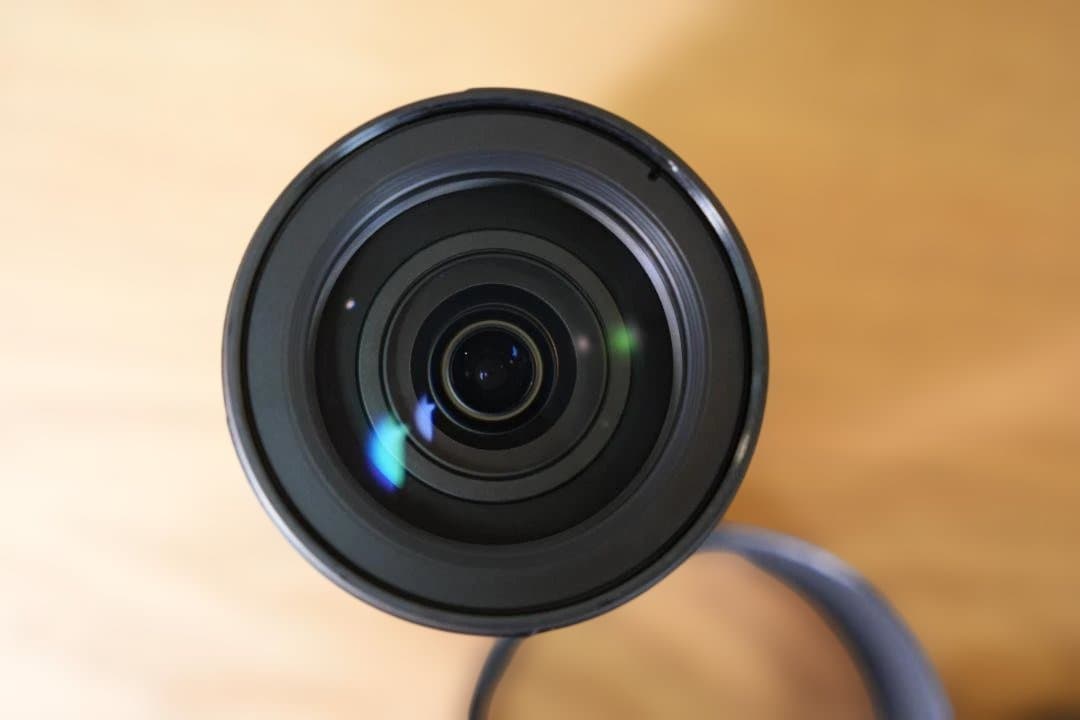 OLYMPUS 12-100mm F4 IS PRO レンズ