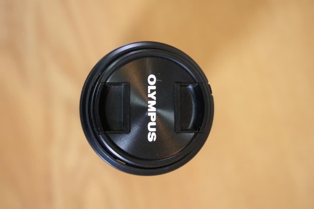 OLYMPUS 12-100mm F4 IS PRO レンズ