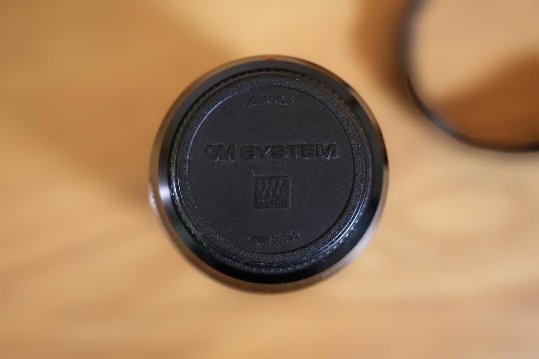 OLYMPUS 12-100mm F4 IS PRO レンズ