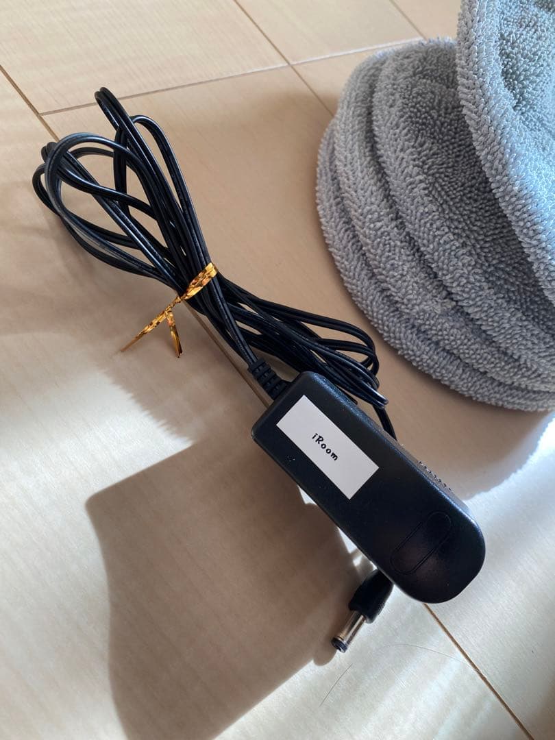 【美品】 iRoom 電動式回転モップクリーナー CU81パット4枚付き