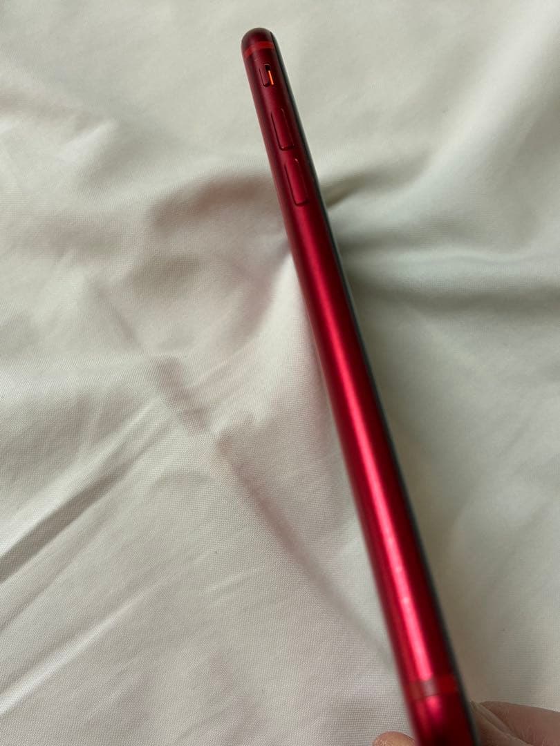 ★iPhone SE2 赤64GB SIMフリー バッテリー100% 箱付き★