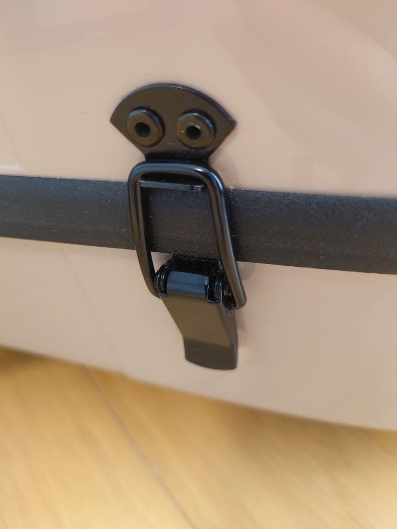 GEWA Air 3.9 ベージュ　ゲバエア　チェロケース　ハードケース