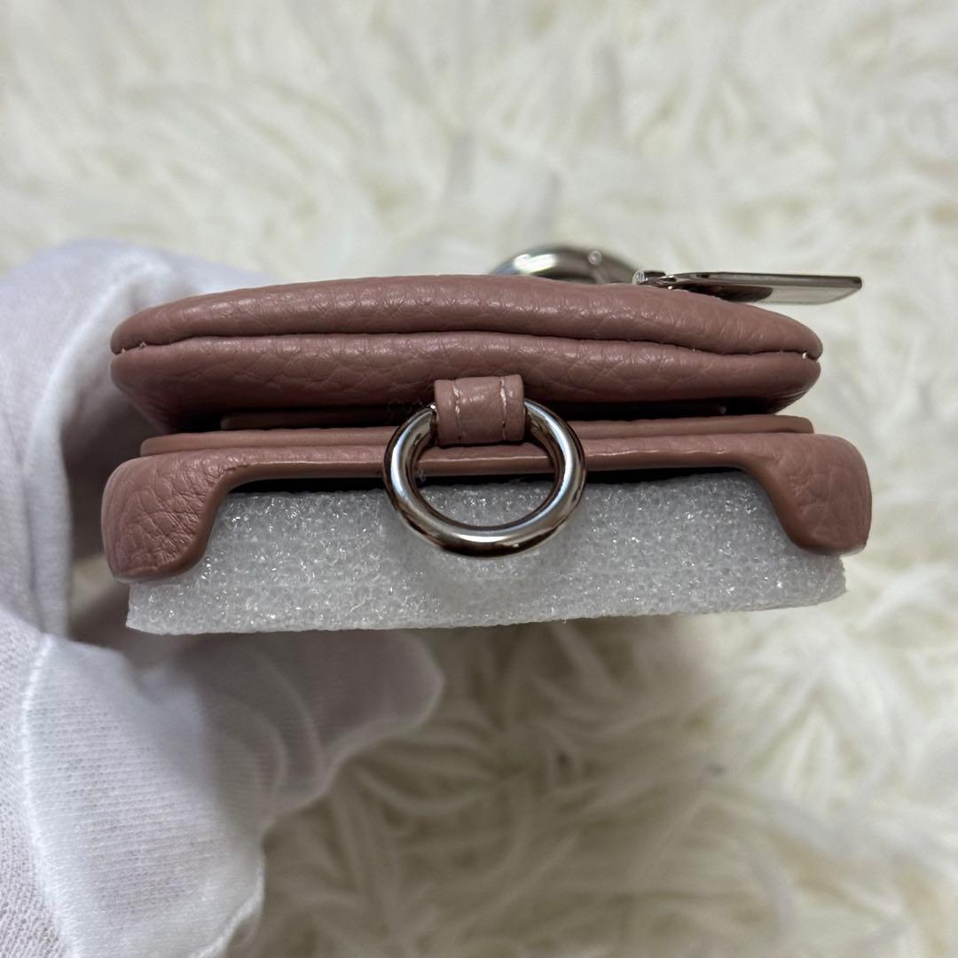 ajew エジュー iPhone15ケース ピンクベージュ