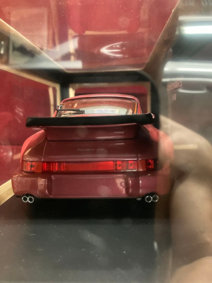 ミニチャンプス　ポルシェ911ターボ　1/18