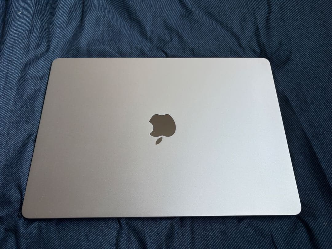 【極美品】MacBook Air 15インチ M2 16GB 512GB シルバ