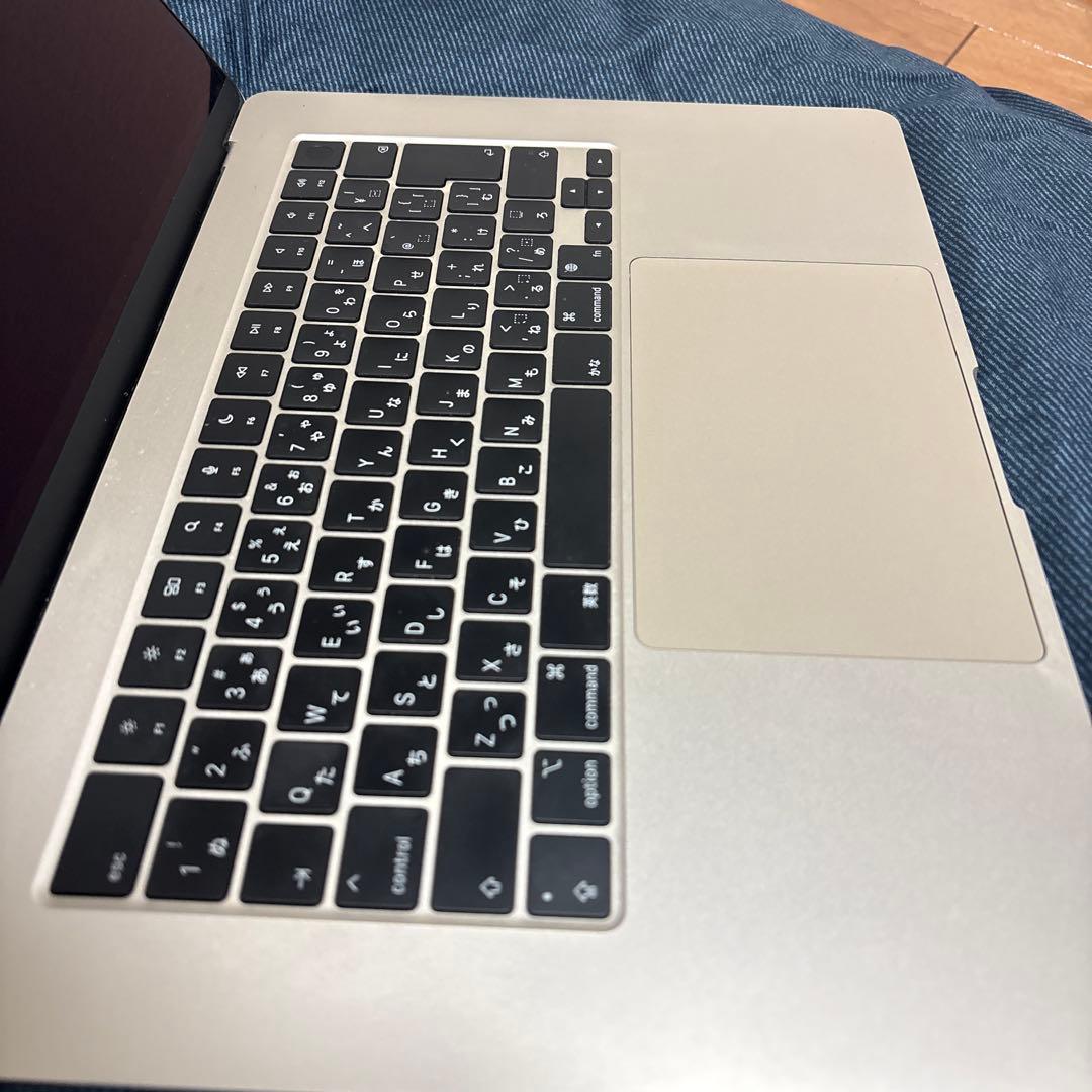 【極美品】MacBook Air 15インチ M2 16GB 512GB シルバ