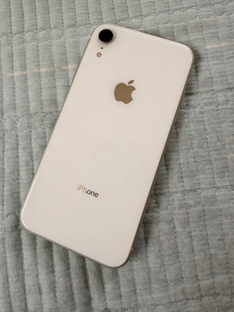 Apple iPhone XR 64GB ホワイト