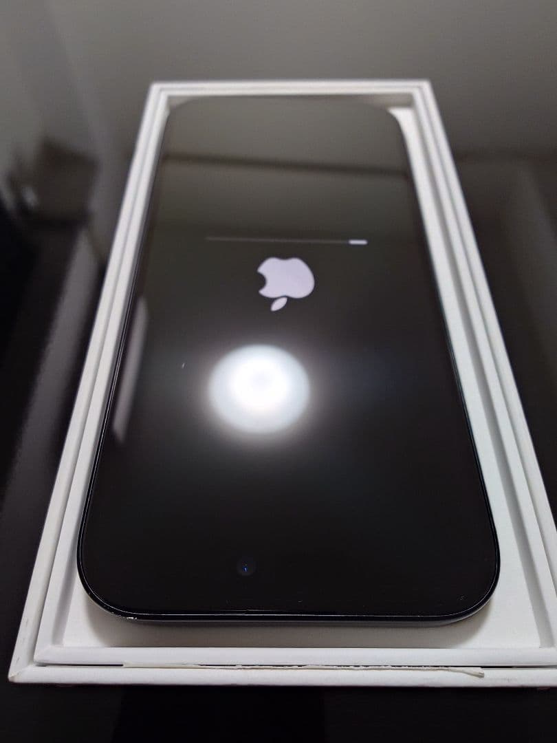 スマートフォン本体 iPhone15 256GB