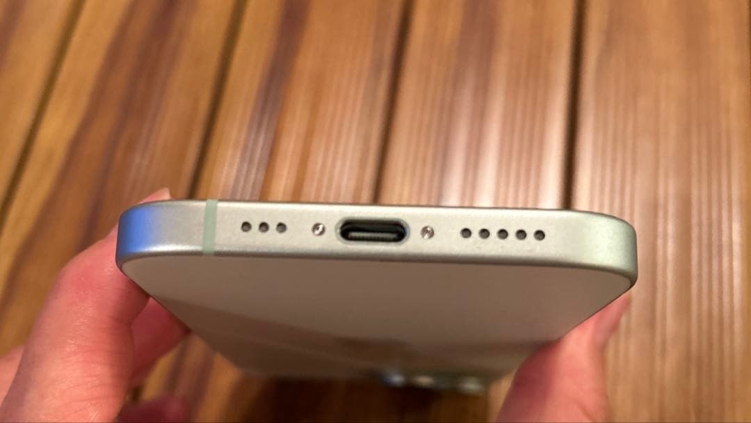 iPhone 15 グリーン 128GB SIMフリー