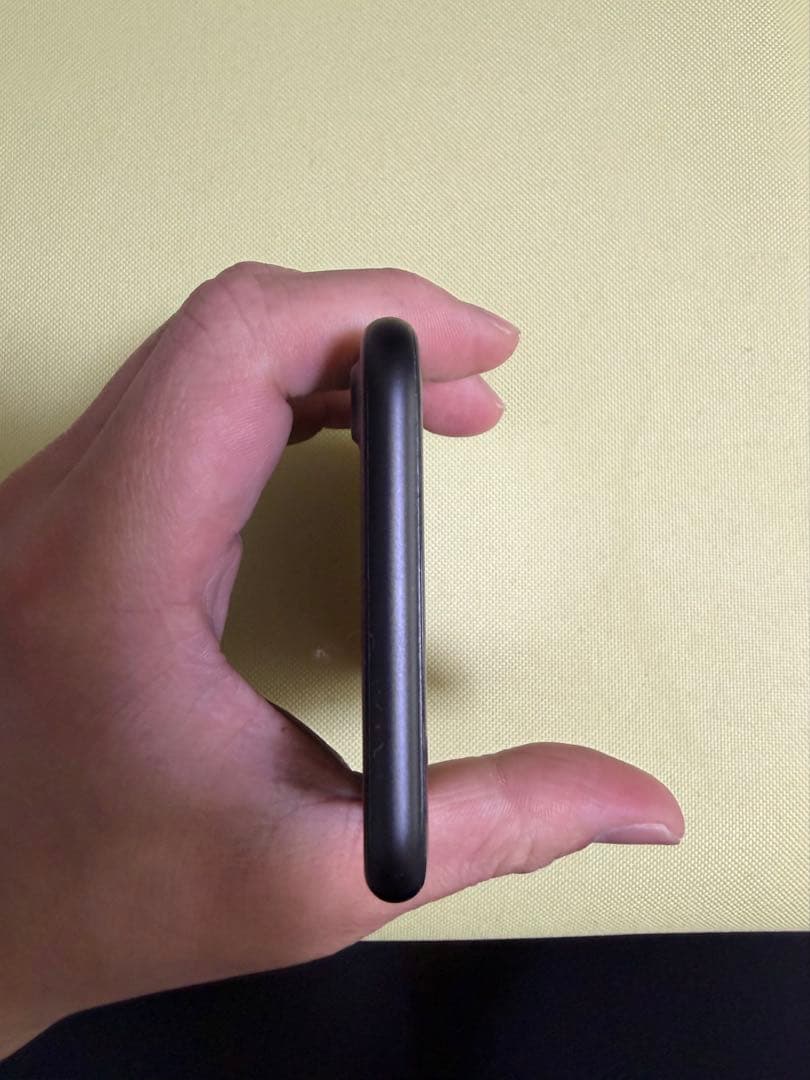 iPhone 7 32GB 本体 最大容量83% 【ブラック】