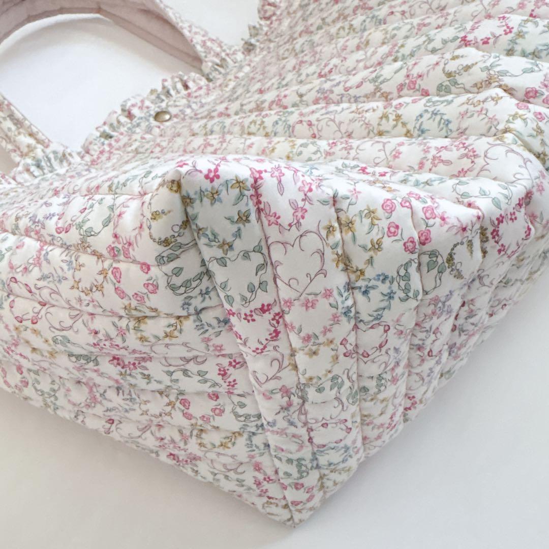 リバティ　フリルキルト特大トートバッグ　メイジー　ピンク　ハート　ヌビバッグ風