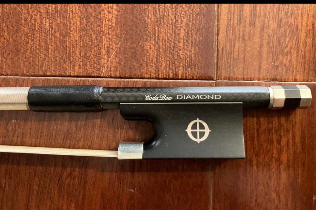 バイオリン カーボン弓　CodaBow Diamond SX 4/4 美品