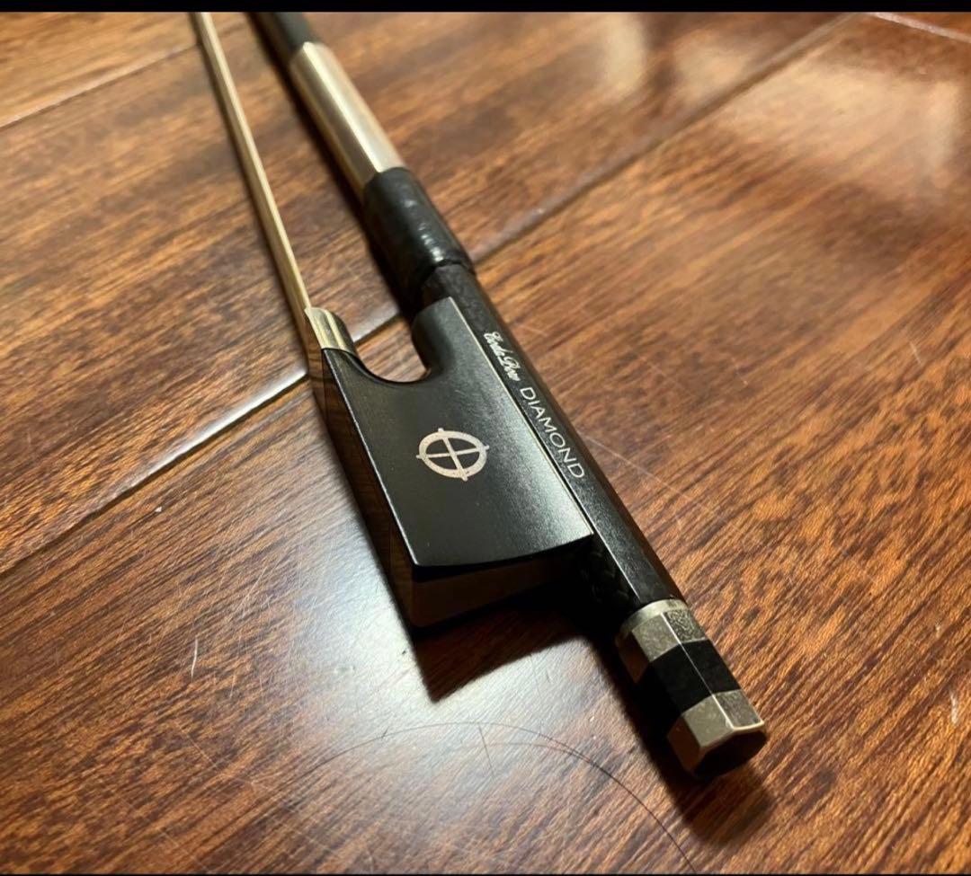 バイオリン カーボン弓　CodaBow Diamond SX 4/4 美品