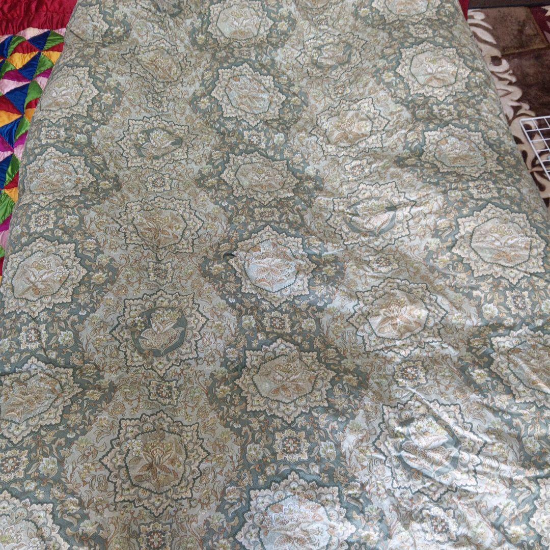 羽毛掛け布団 シングルサイズ　フランス産ホワイトダックダウン仕様中国製