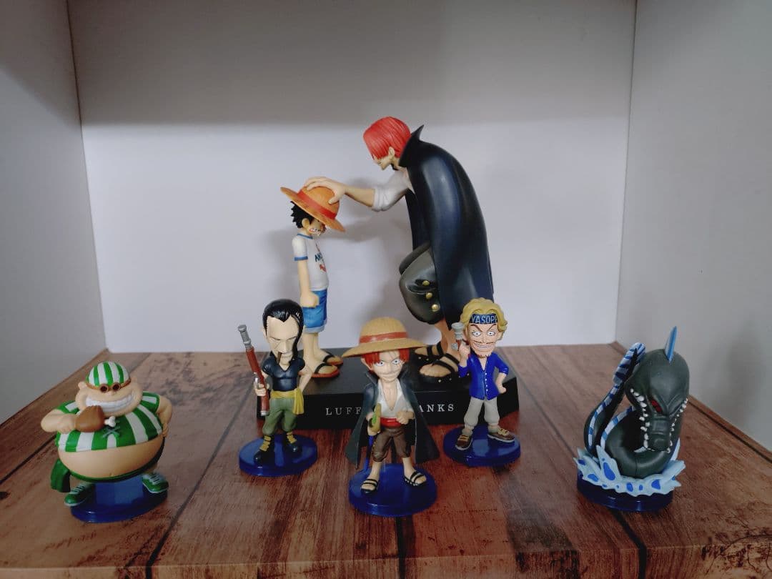 ワンピース フィギュアセット シャンクス フーシャ村