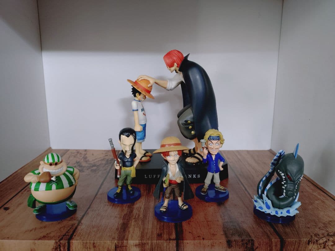 ワンピース フィギュアセット シャンクス フーシャ村