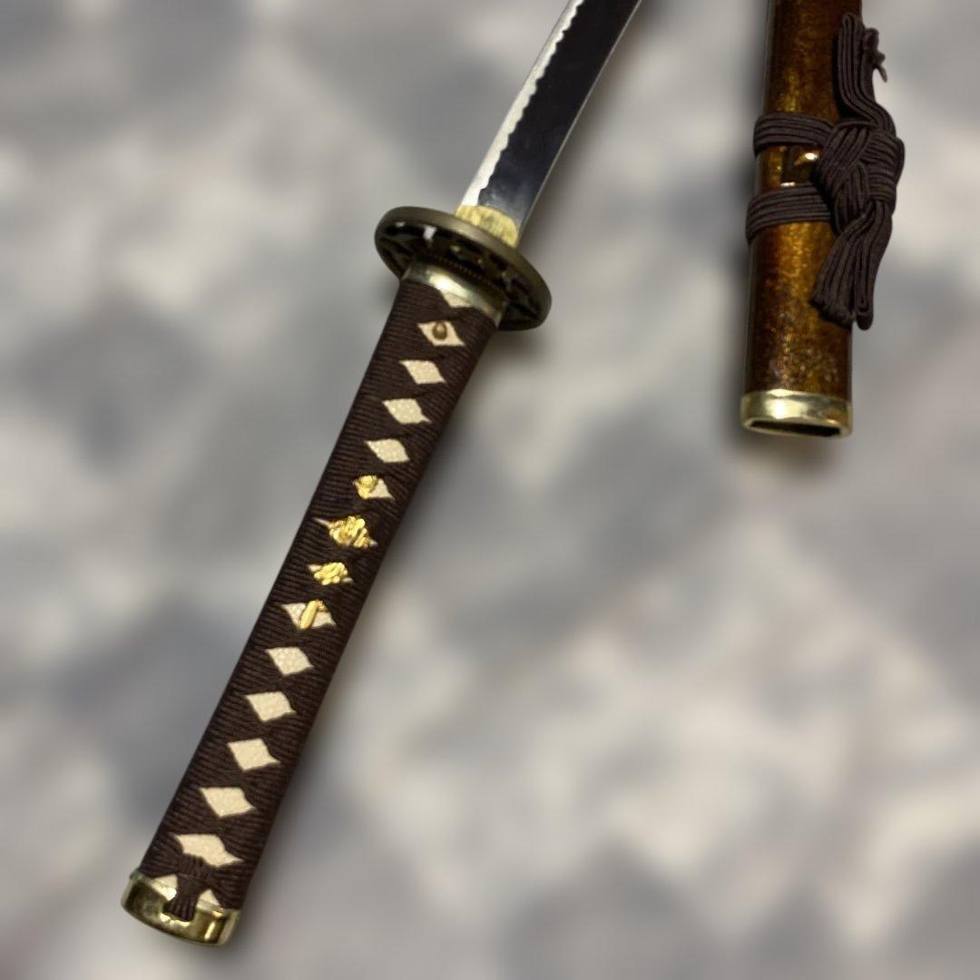 軽量模造刀(刀袋付) 茶柄 透し丸鍔 金口金尻梨地呂鞘