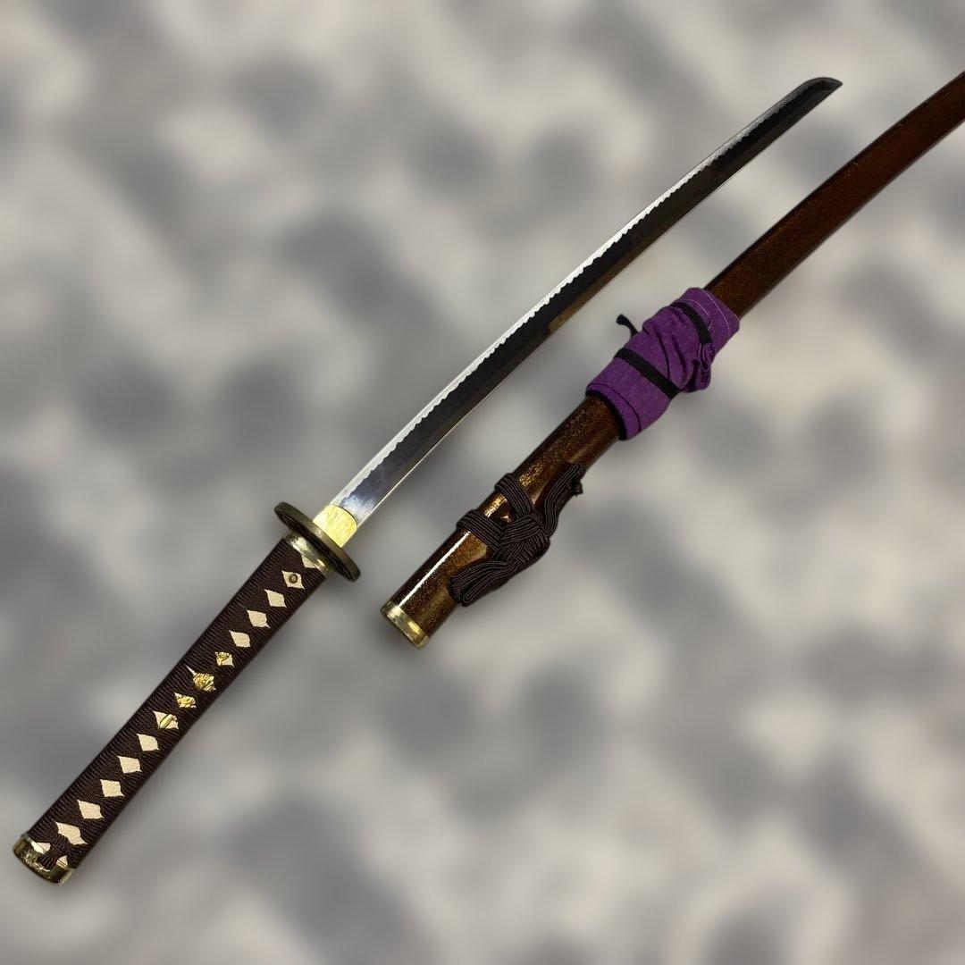 軽量模造刀(刀袋付) 茶柄 透し丸鍔 金口金尻梨地呂鞘