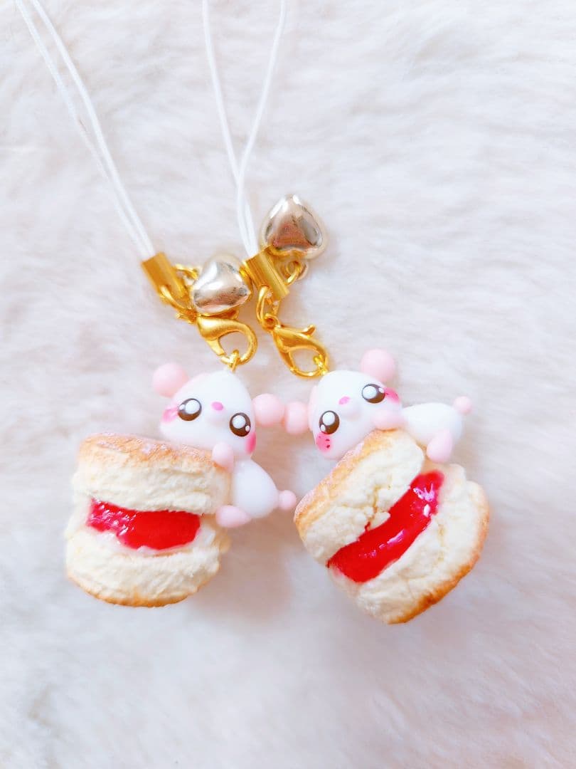 月見チーズバーガー　バンビ　フェイクフード　樹脂粘土　ミニチュアフード　チャーム