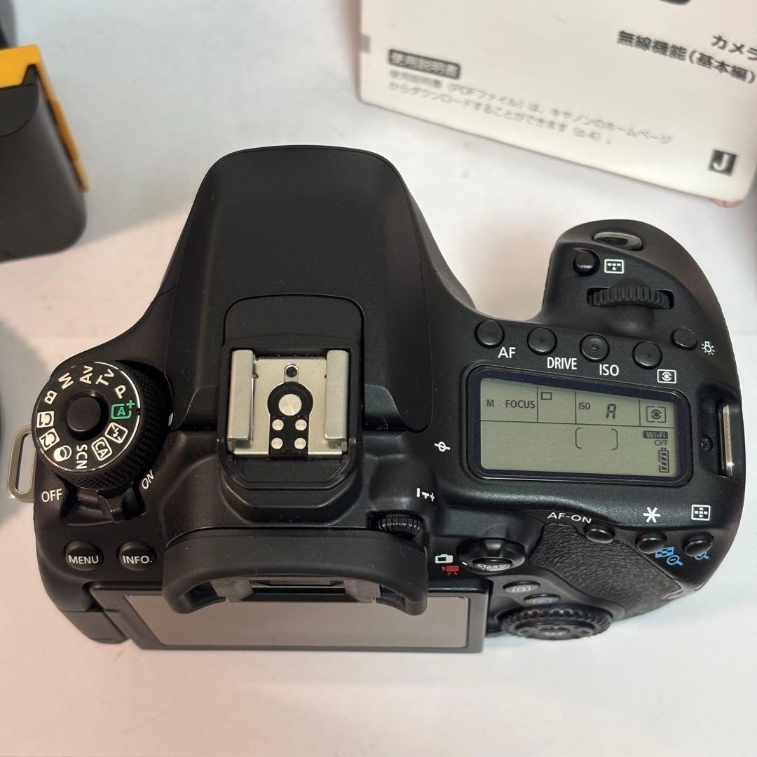 【極上美品】Canon EOS 80D 元箱付き シャッター12,589枚
