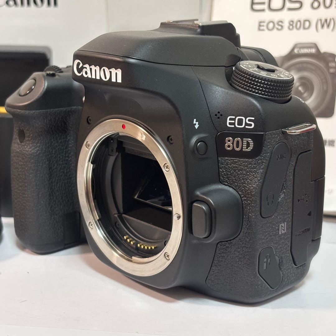 【極上美品】Canon EOS 80D 元箱付き シャッター12,589枚
