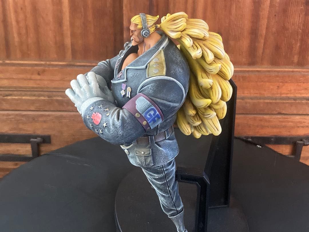 ワンピース　ダグラス・バレット　リペイント　フィギュア　一品物