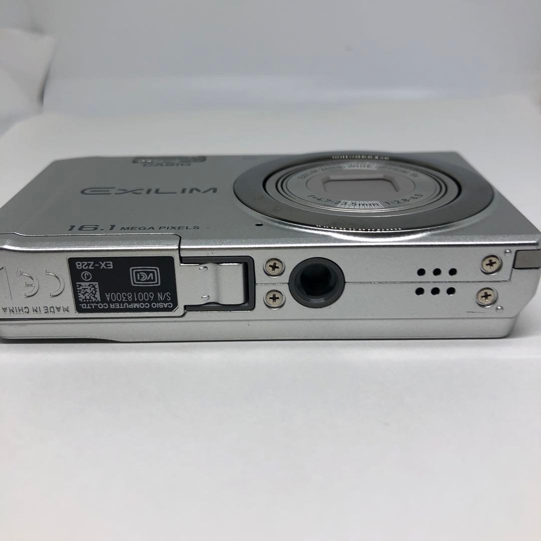 ☆外観極上美品☆ ￼カシオ CASIO EXILIM EX-Z28