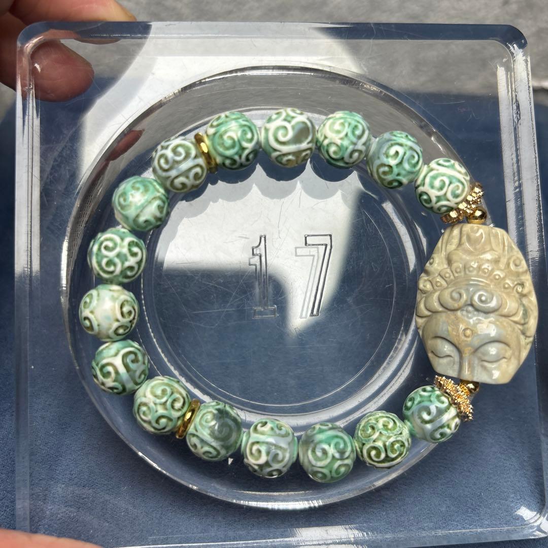 あずきちゃんアラシャン瑪瑙　観音様パーツ　2-125ご確認ページNo.1