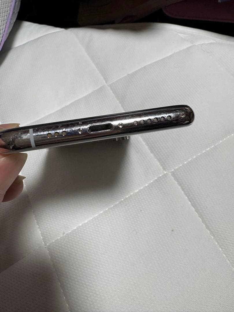 【バッテリー75%】 iPhone XS 256GB シルバー SIMフリ