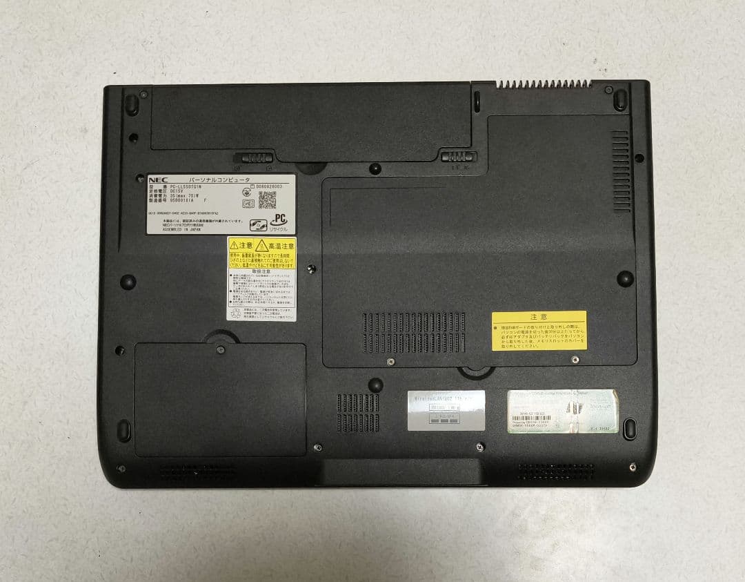 MLC-SSD　512GB搭載　NEC LaVie TG550　8GB RAM