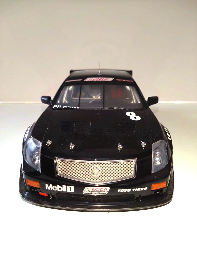 Cadillac ミニカー レーシングカー 1/18