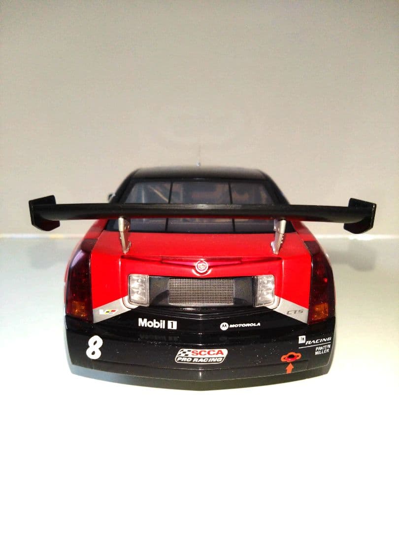 Cadillac ミニカー レーシングカー 1/18