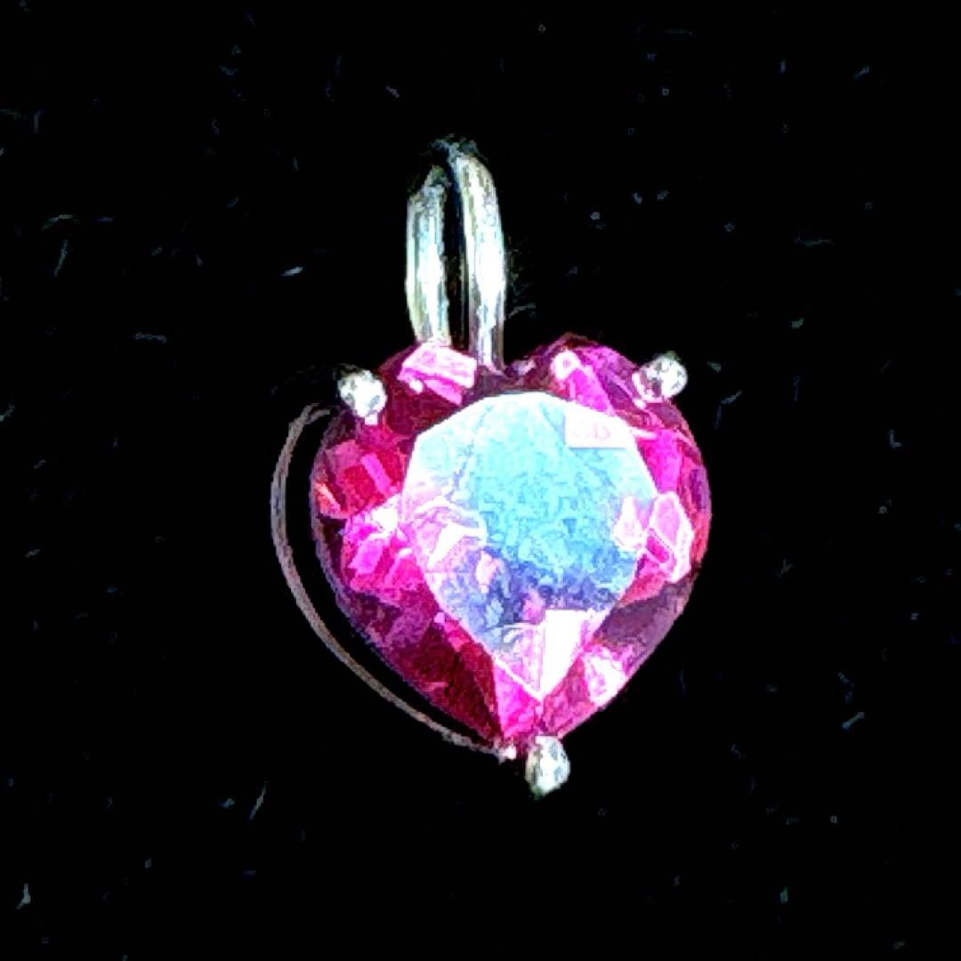 宝石質　ピンクトパーズ　ハートのペンダント