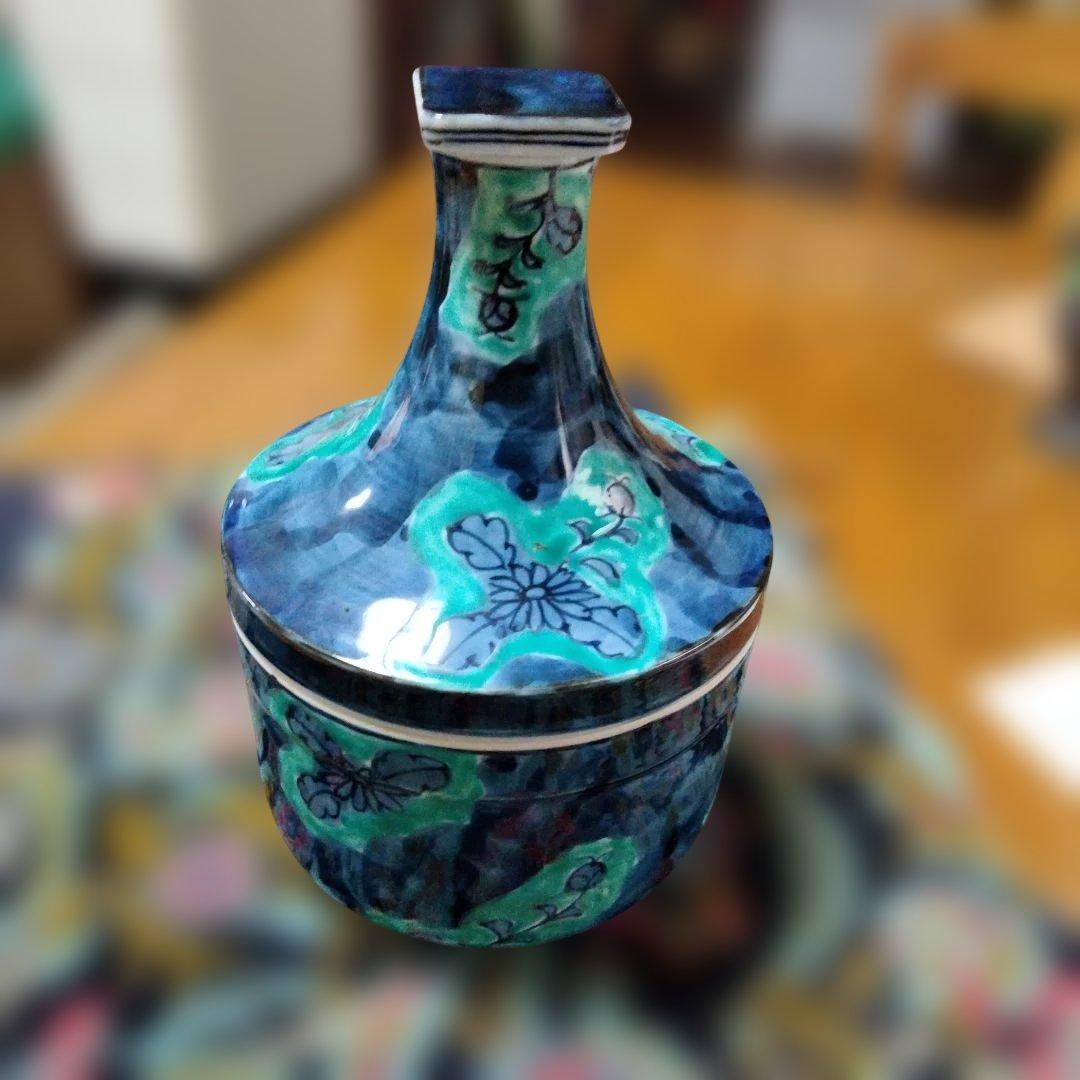 源右衛門窯造蓋付き容器青彩菊絵蓋物
