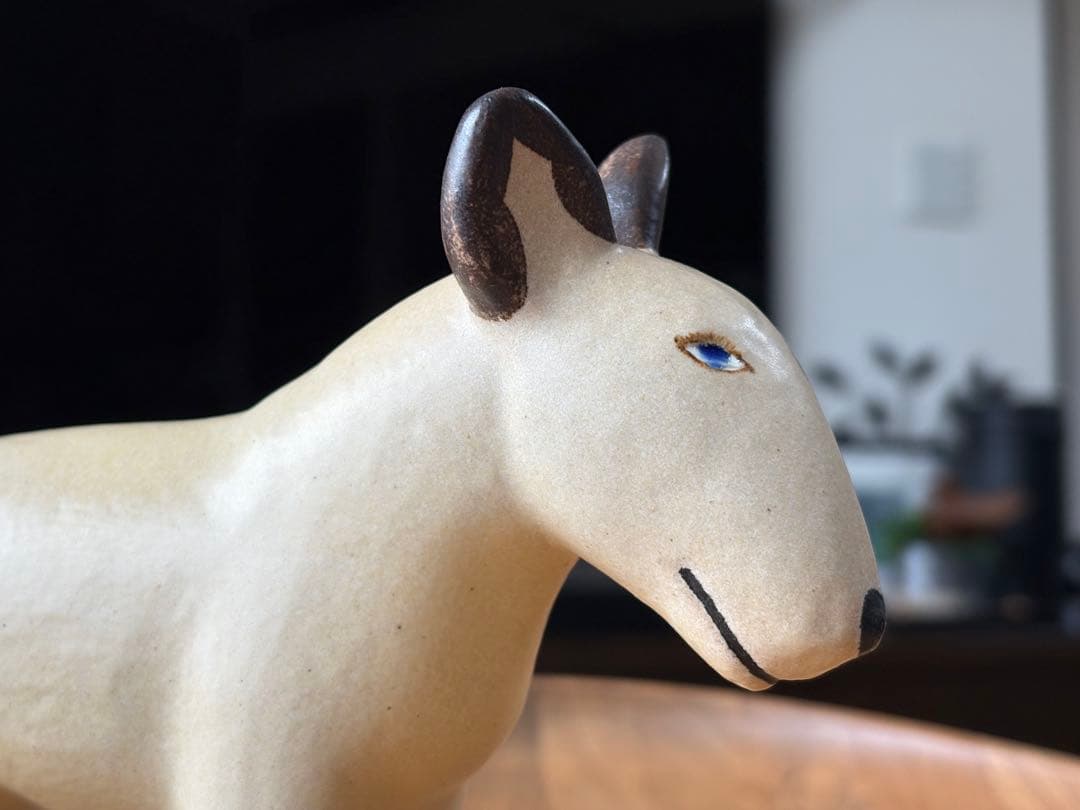 リサラーソン ケンネルブルテリア 左ブチ 北欧