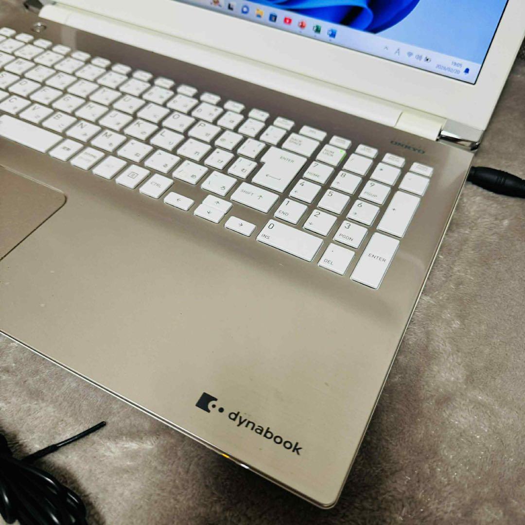 S267 TOSHIBAノートパソコンSSD高速 WEBカメラWindows11