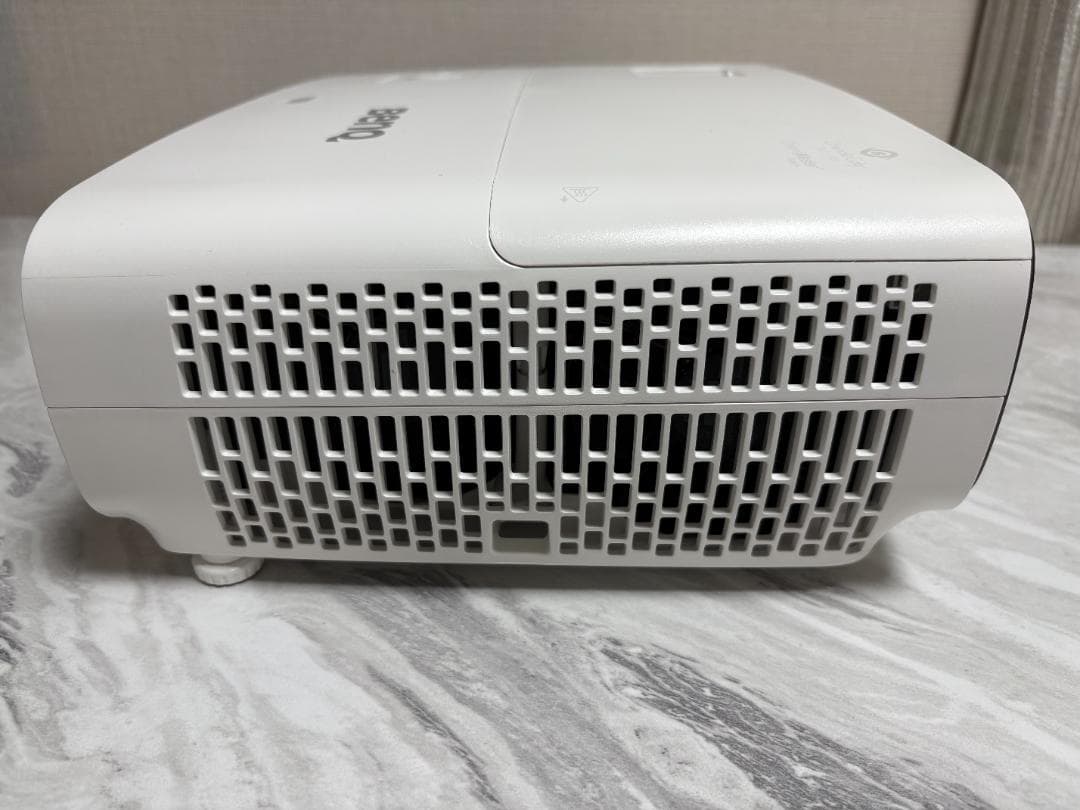 BenQ プロジェクター HT3550 ホームシアター 高画質 ランプ交換推奨