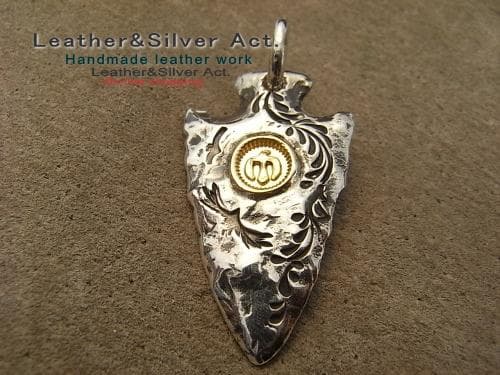 1点物　シルバー925、ゴールド　矢じりネックレス　インディアンジュエリー