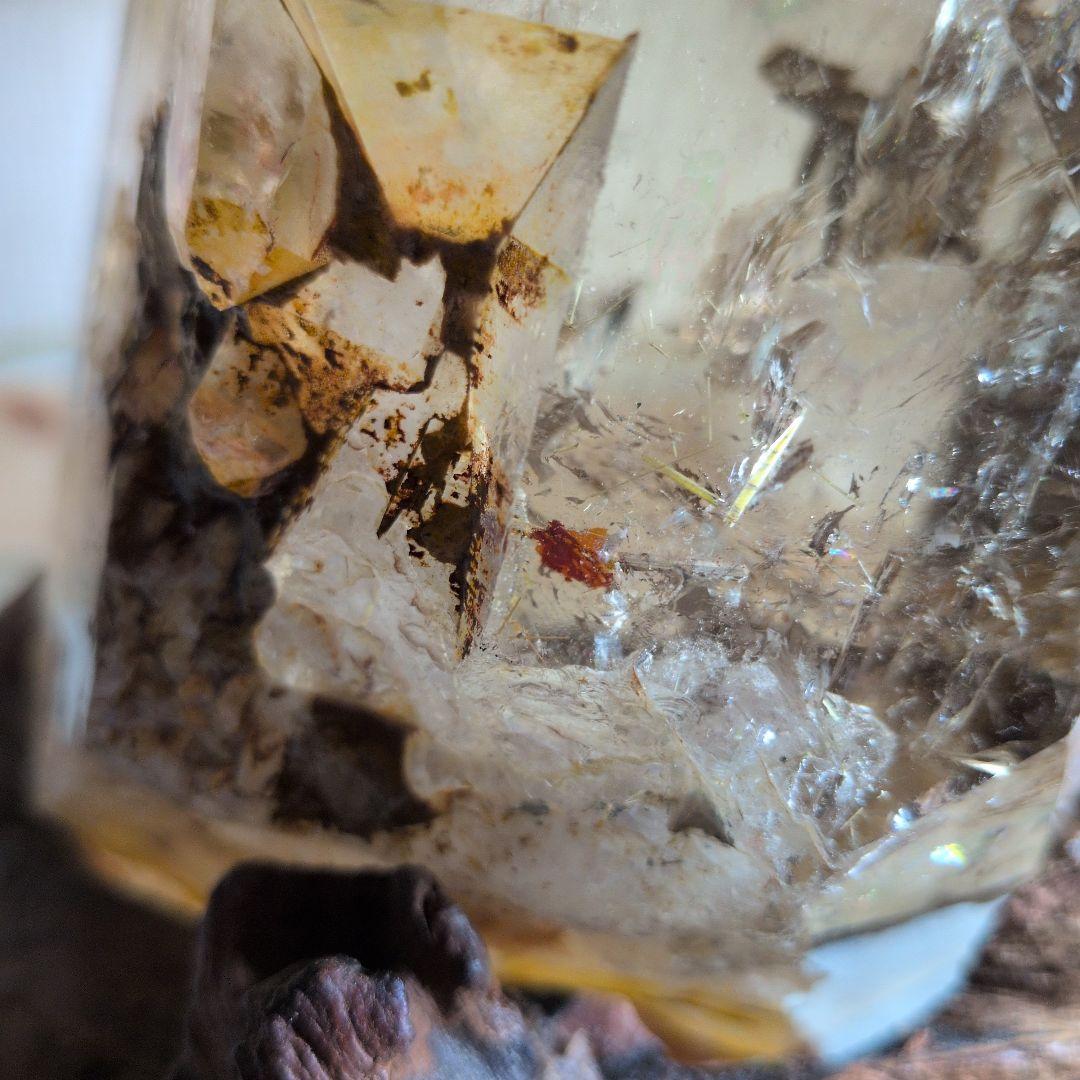 スモーキークォーツ ポイント型 置物 木製台座付き