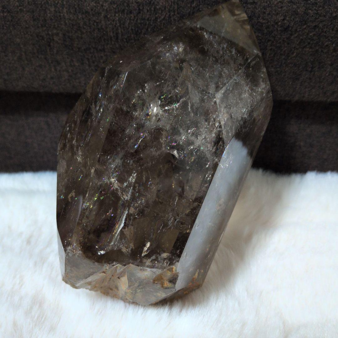 スモーキークォーツ ポイント型 置物 木製台座付き