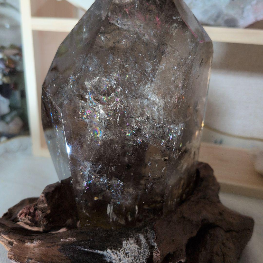 スモーキークォーツ ポイント型 置物 木製台座付き