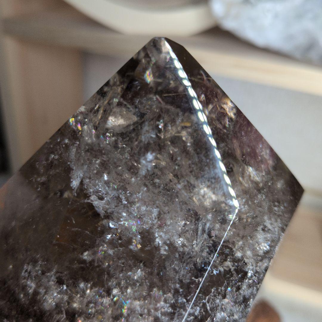 スモーキークォーツ ポイント型 置物 木製台座付き