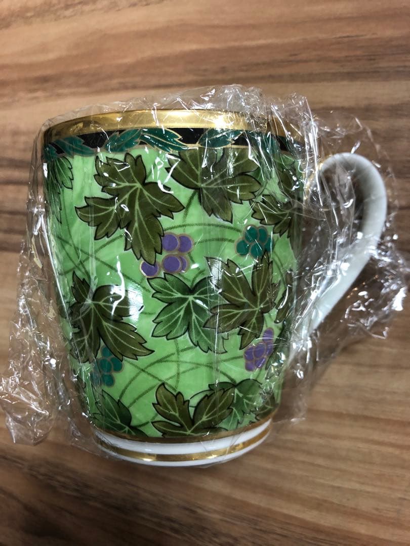 ノリタケ　Noritake ペアカップ　ボーンチャイナ　オーキッド　蘭　牡丹