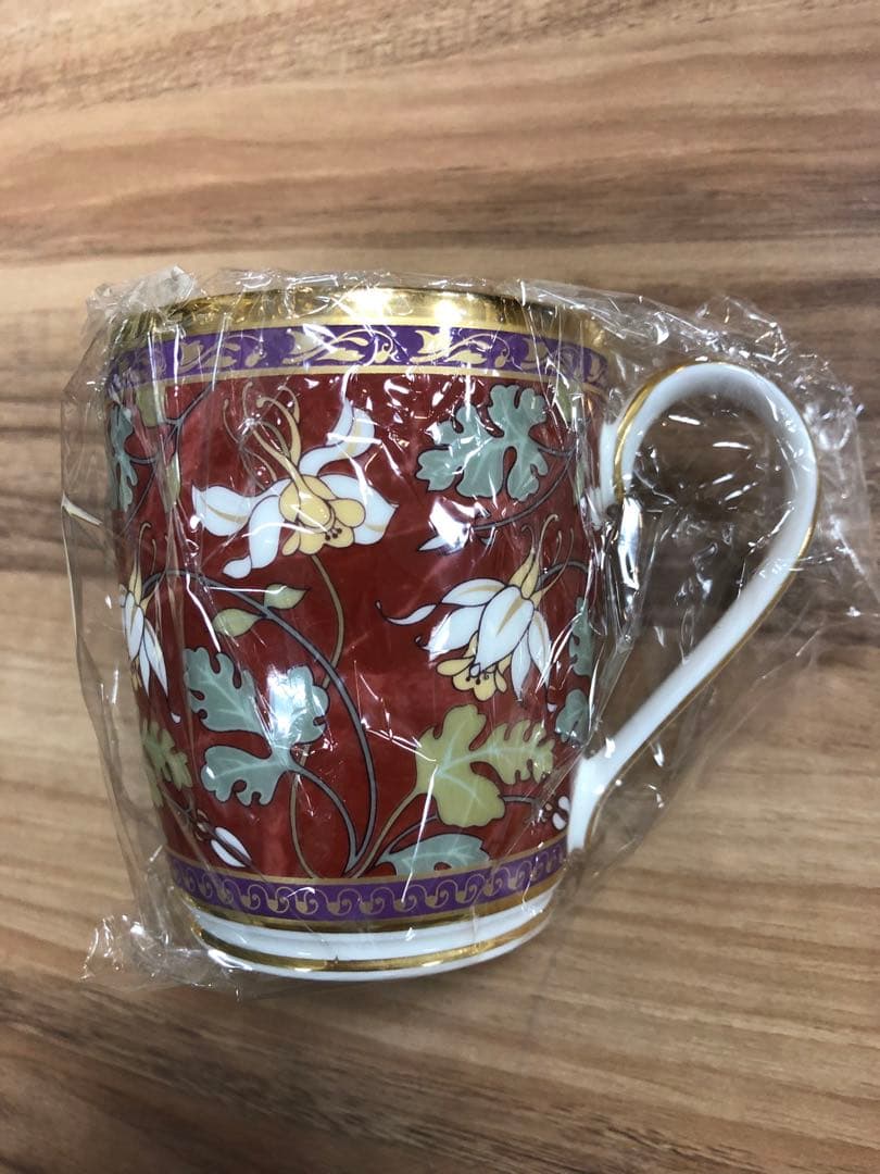 ノリタケ　Noritake ペアカップ　ボーンチャイナ　オーキッド　蘭　牡丹