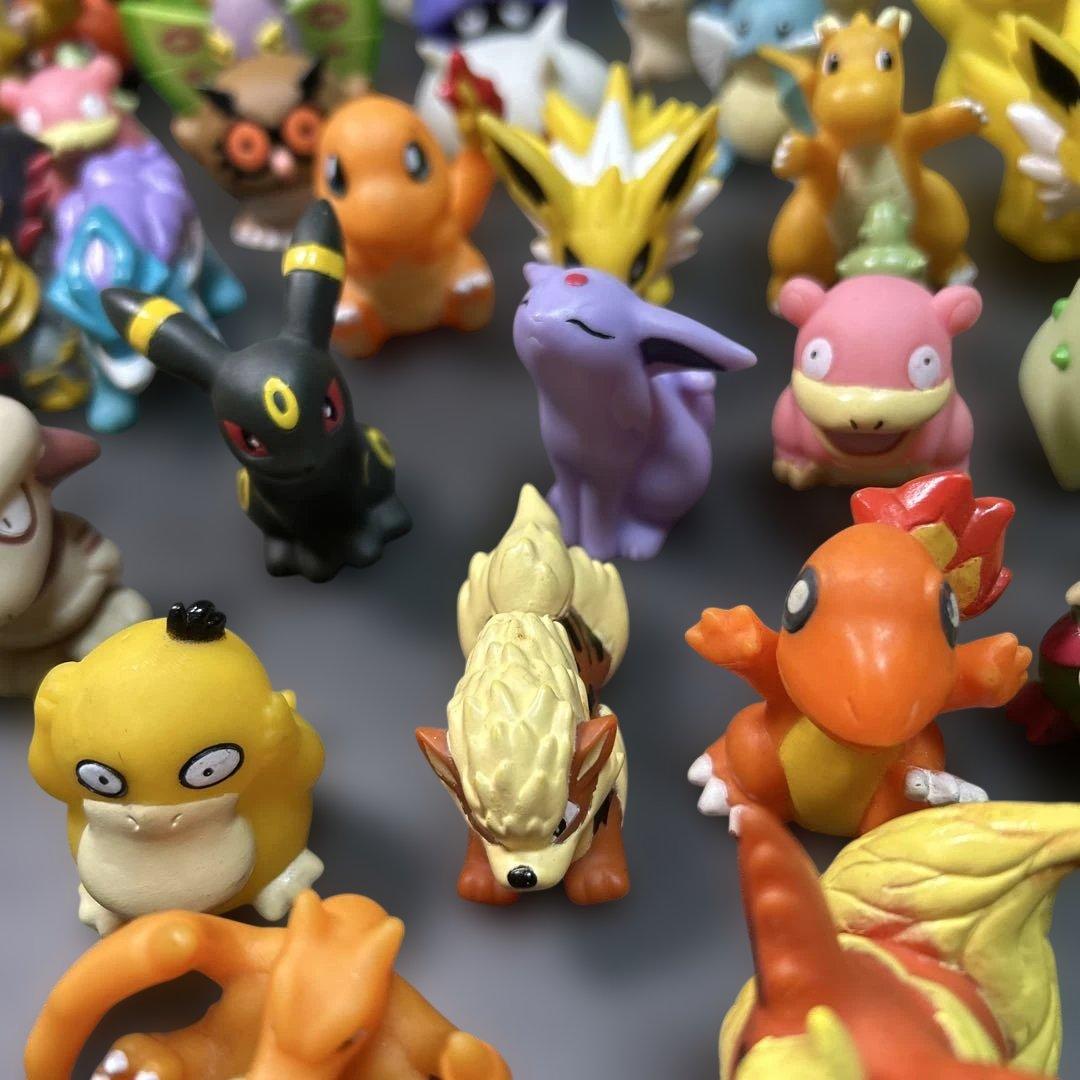 ポケモン　フィギュア　ソフビ　まとめ　59体　ブラッキー　リザードン　ピカチュウ