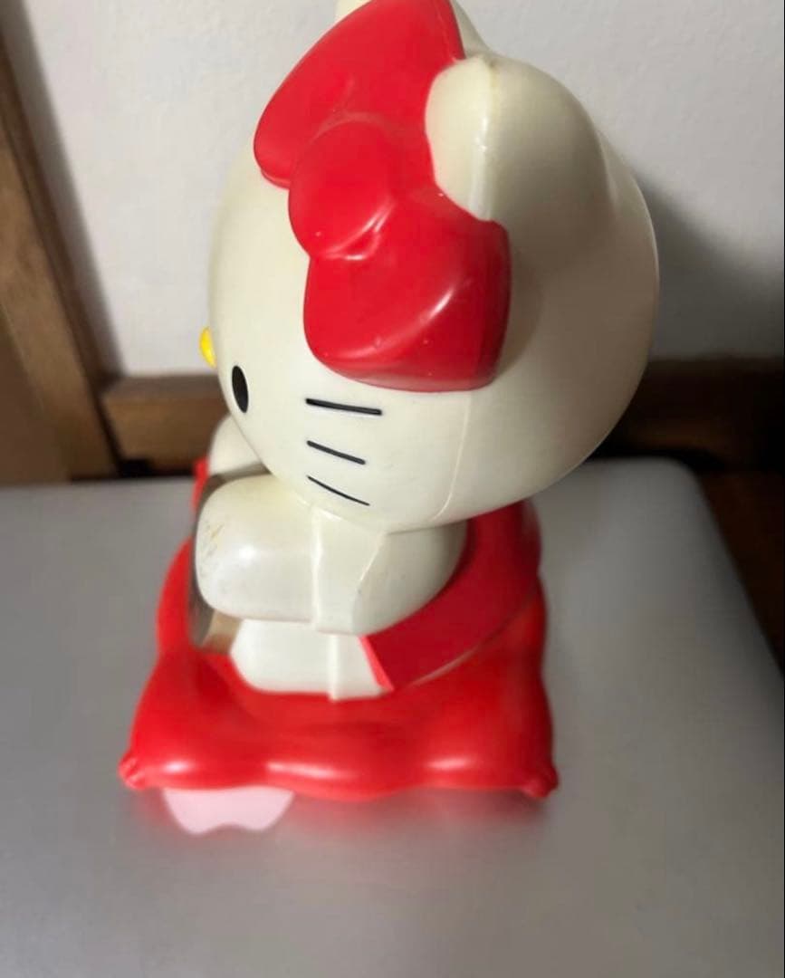キティ　招き猫貯金箱　レトロ