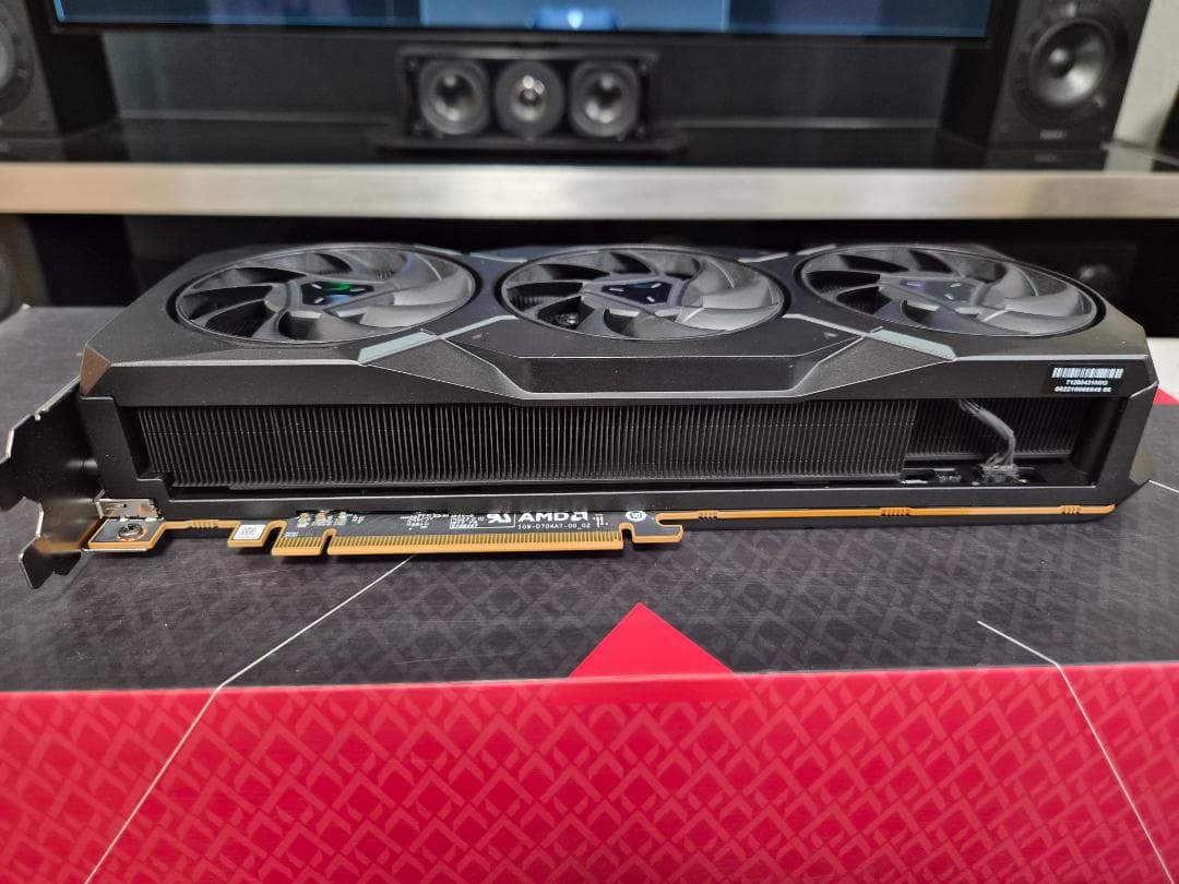 グラフィックボード・グラボ・ビデオカード XFX AMD RADEON RX 7900 XT 20GB