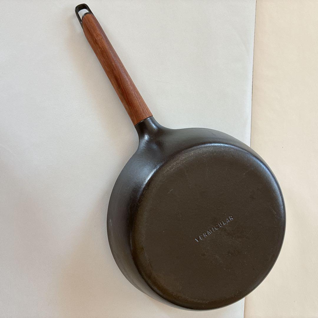 VERMICULAR 24センチ フライパン